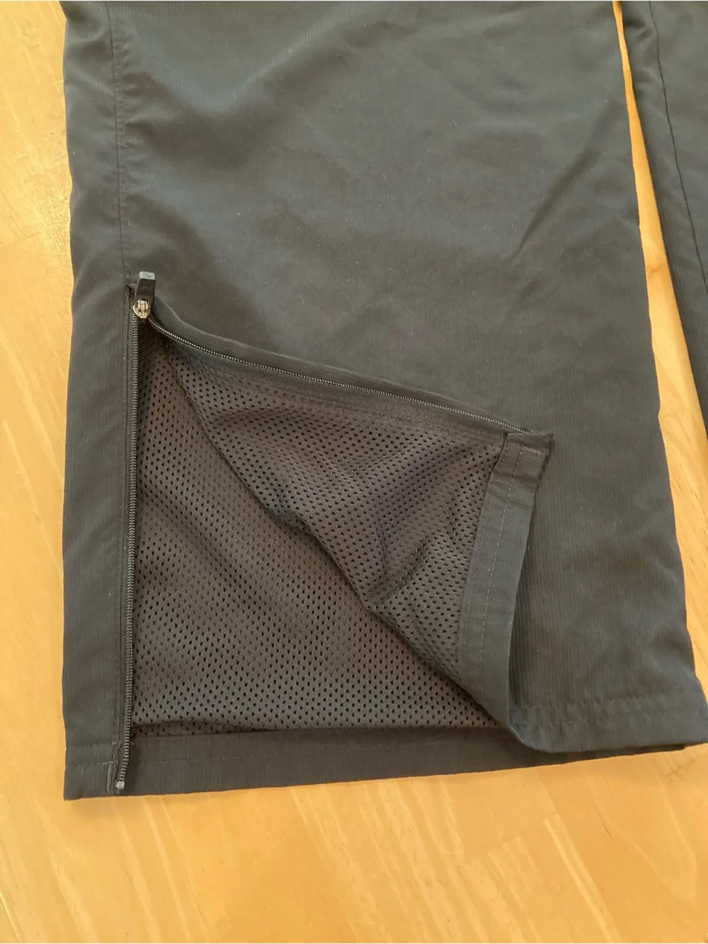 Under Armour Black Men's Athletic Pants